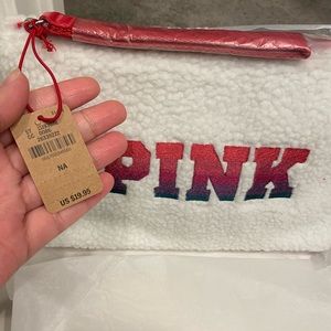 Cosmetic bag